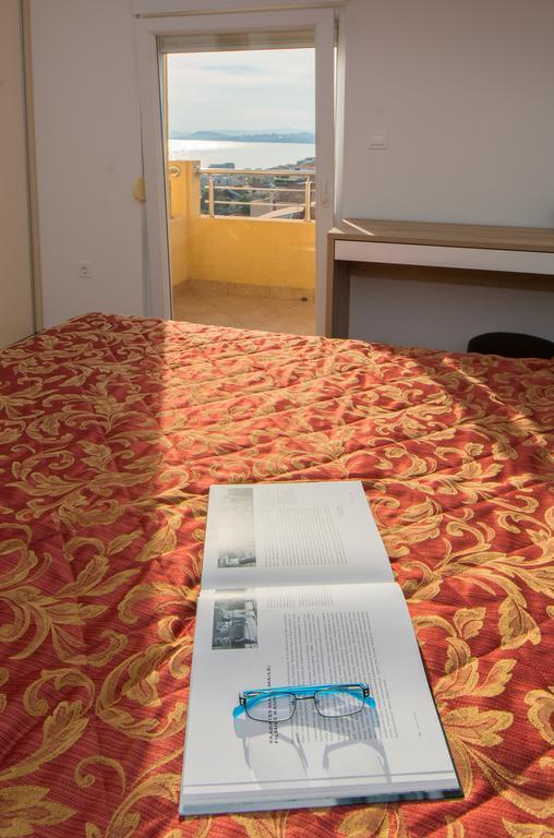 Apartments Max&Leon Podstrana Ngoại thất bức ảnh